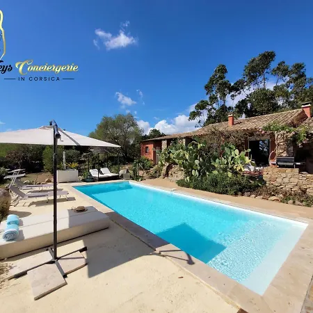 Casa Salya 8 Pers Piscine Privee Chauffee San Cipriano Hébergement de vacances *